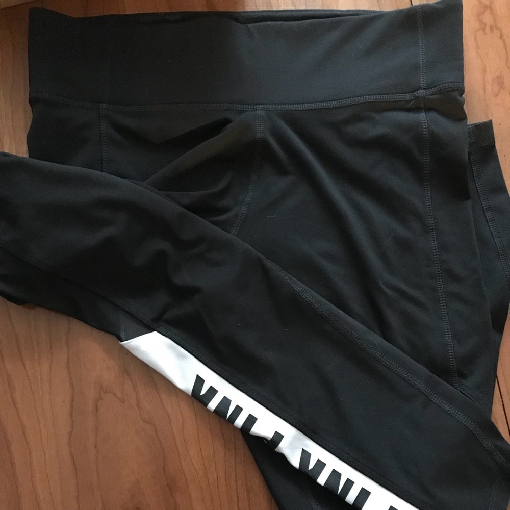 NWOT Pink ultimate Yoga